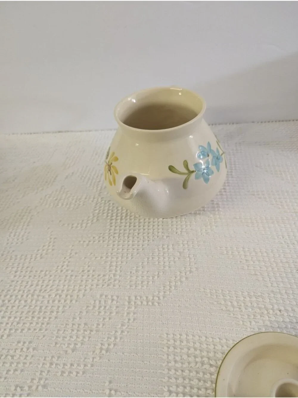 Vintage Franciscan DAISY Teapot with Lid Pottery 6
